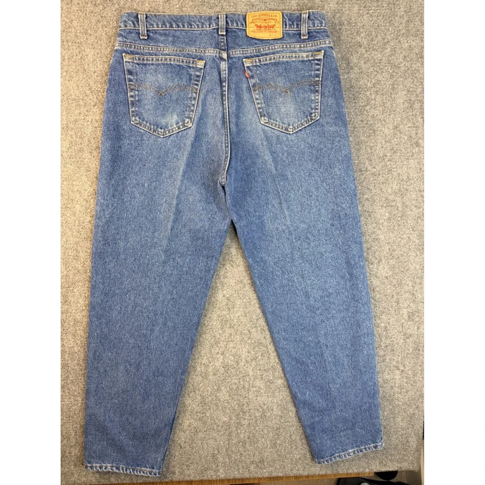Vintage Levis 550 Jeans Mens 38x30 Blue Relaxed Fit Tapered Made in USA 90s Y2K